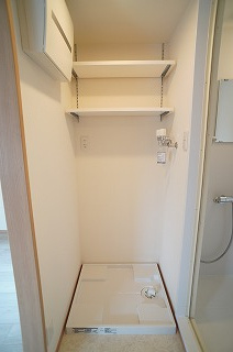 【収納】 | エトワール | 洗濯機の上に収納棚設置しました