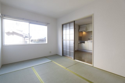 【和室】 | コスモハイツ弐番館 | 落ち着いた雰囲気の和室付きです