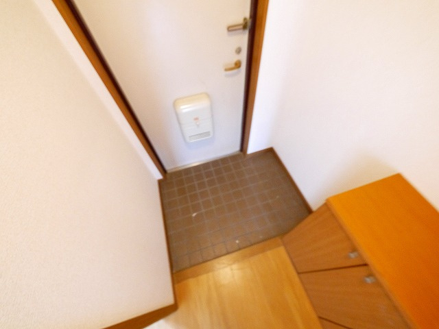 ラフィーネ生駒　（東菜畑）の玄関