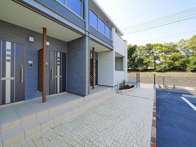 グランツポニートのエントランス|落ち着いたエントランスです