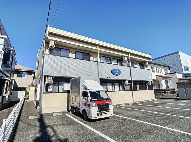 ドリームシティの駐車場