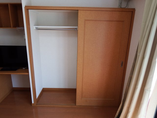 ティアラ松山の収納