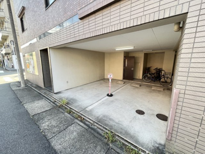 【駐車場】 | サントロペ三条