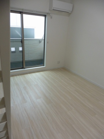 エムズコート吉田の居間・リビング