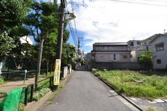 【前面道路含む現地写真】