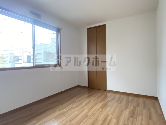 クロワールAの洋室