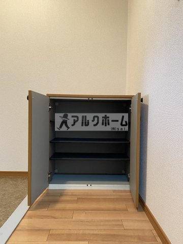 クロワールAの玄関