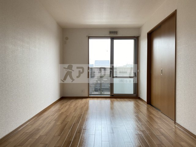 クロワールAの居間・リビング