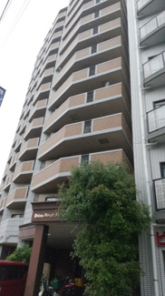 【外観】 | ＪＲ二日市駅まで徒歩2分でアクセス。西鉄大牟田線も近いダブルアクセスで、各方面への移動に便利です。生活利便施設が徒歩圏内にそろった好立地で、長く快適に暮らしていただけます