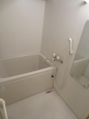 【浴室】 | ウエストサイド | コンパクトで使いやすいお風呂です