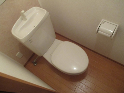 【トイレ】 | クレール豊里 | 清潔感のあるキレイなトイレです