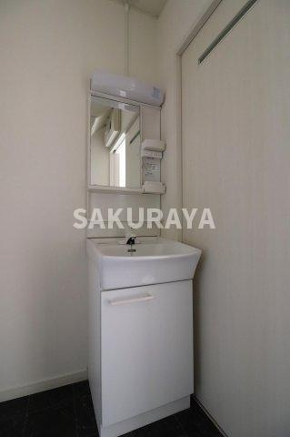 MCKハイツの独立洗面台|2023年1月撮影。現況と異なることがございます。