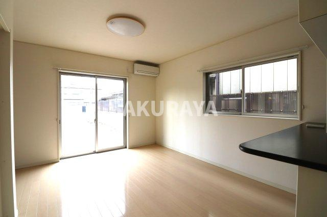 MCKハイツの居間・リビング|2023年1月撮影。現況と異なることがございます。