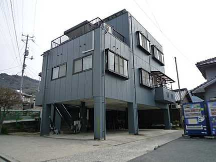 広島市安芸区矢野東6丁目　中古一戸建ての外観|バーベキュー等家族とのイベント時間が充実する広々バルコニー！