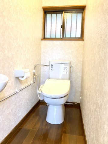 藤平屋貸家のトイレ|トイレ　下水ではありませんが簡易水栓トイレです