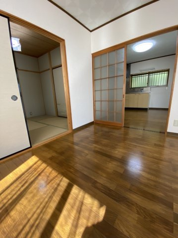 藤平屋貸家の洋室