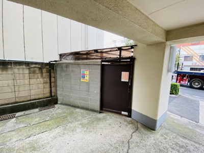 【その他共用部分】 | シャンボール田園調布 | ゴミ置場です。