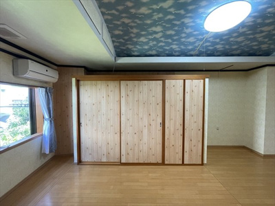 【内装】 | アルファビル