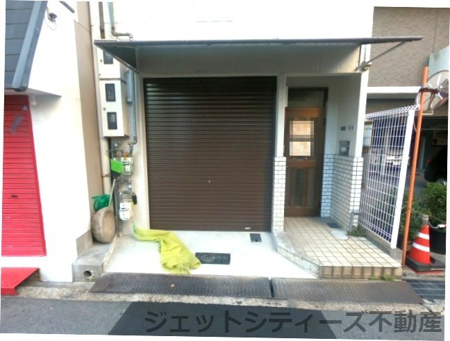 【エントランス】 | 天六店舗