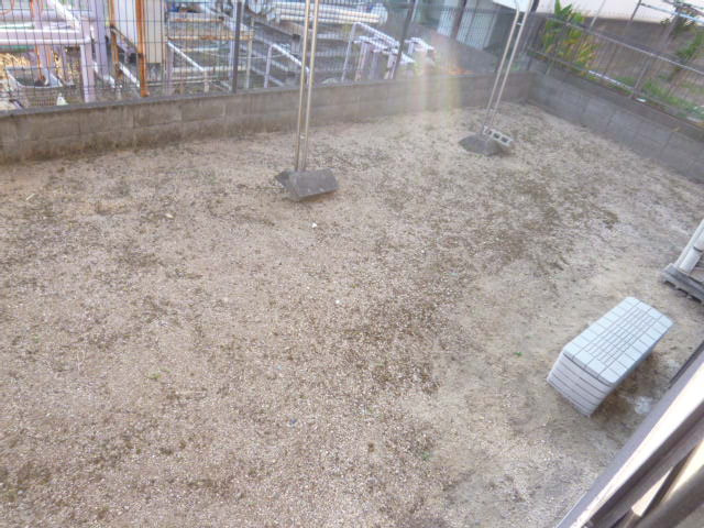 ハーモニーハイツＡの庭