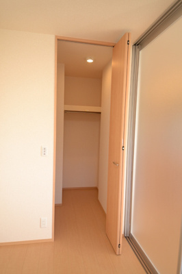 【収納】 | ヴィラアペーゴⅡ | ウォークインクローゼット