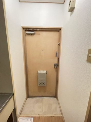 【玄関】 | ベストレジデンス上新庄 | 玄関です