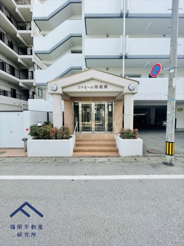 ファミール南福岡のエントランス