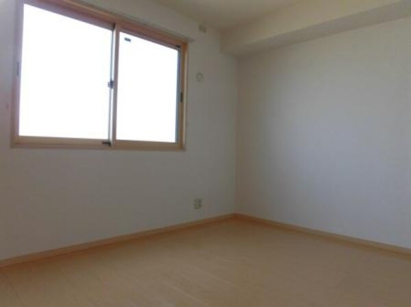 エスポワール【キャッシュバック対象物件】の内装|きれいな内装です