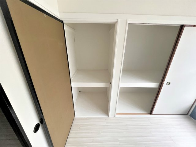 二葉ハイツの収納