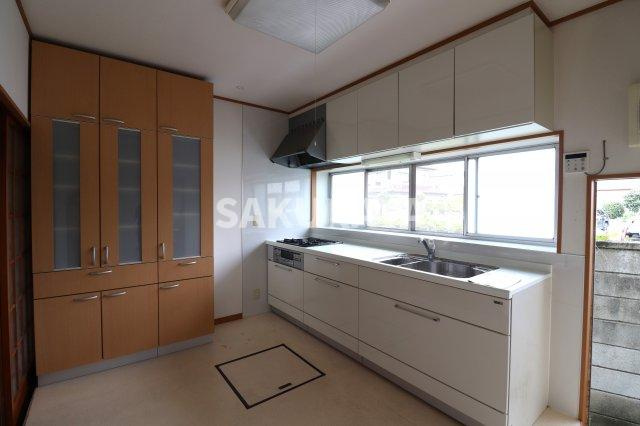 青木方貸家（五十部町）のキッチン|2022年撮影。現況と異なる場合がございます。