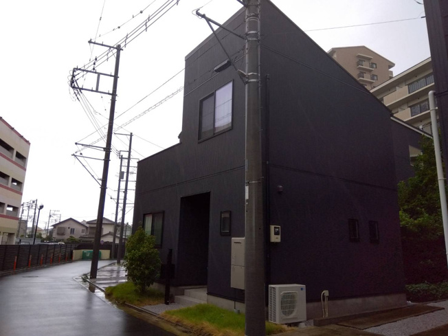 【前面道路含む現地写真】 | 茅ヶ崎市中島　築浅戸建て