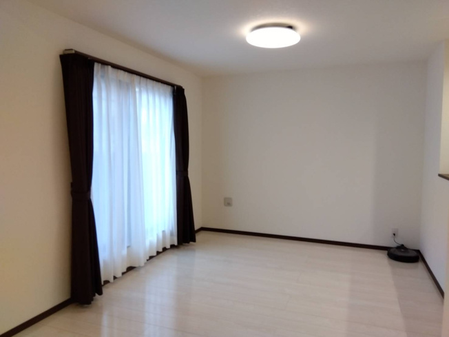 【居間・リビング】 | 茅ヶ崎市中島　築浅戸建て