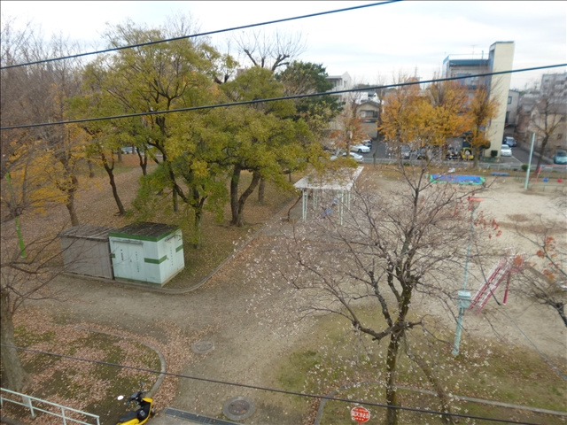 メゾン鶴里のその他|公園もあり、散歩もできますよ♪♪