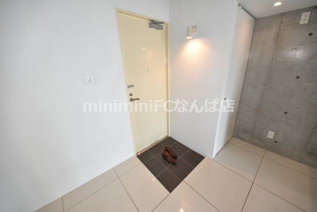 アクアプレイス大阪レジェンドの玄関