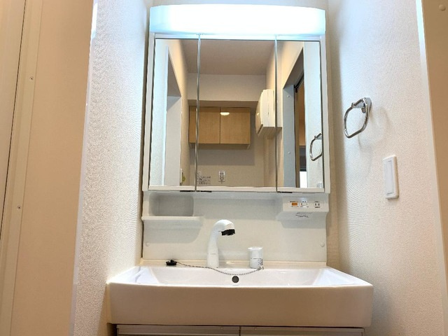 メゾンＭＩＲＡＩの洗面所|洗面