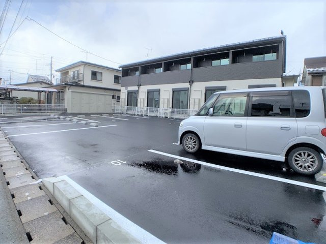 39house向中野の駐車場