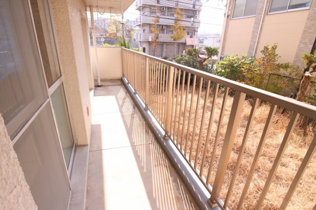大沢マンションのバルコニー