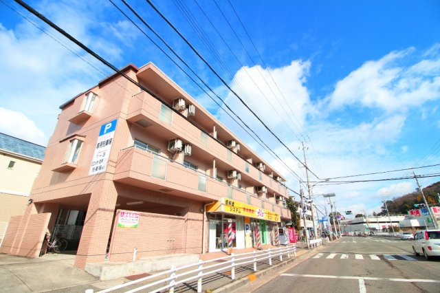 リバーサイド樫の木