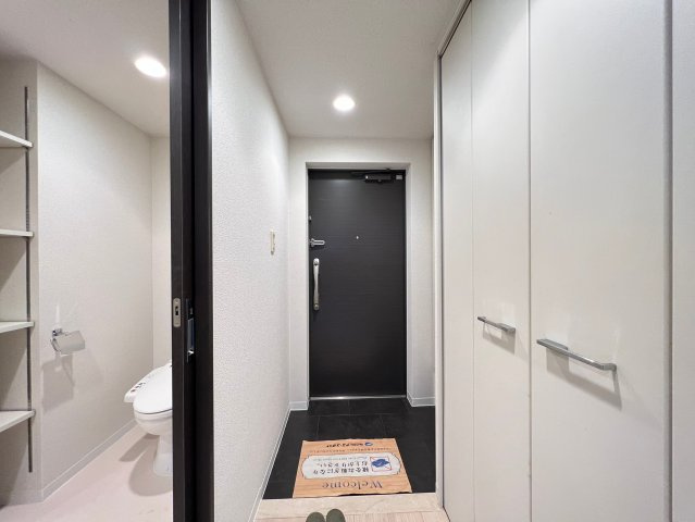 アーバンフラッツ上町の玄関