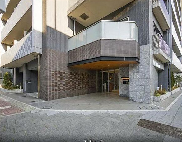 【エントランス】