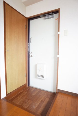 【玄関】 | シャトル大久保 | 玄関