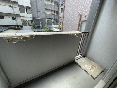 【バルコニー】 | シャネル新大阪 | バルコニーがあります
