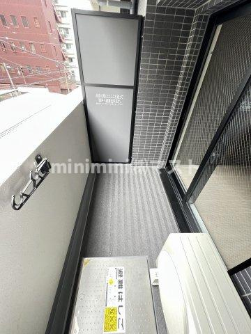 ファーストフィオーレ難波クレシアのバルコニー