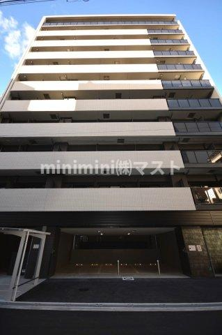 ファーストフィオーレ難波クレシアの外観