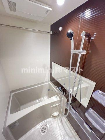 ファーストフィオーレ難波クレシアの浴室