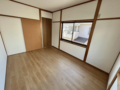 【洋室】 | 北区平野 | 【2階：北東側洋室】約6帖のお部屋です♪