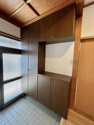 【玄関】 | 北区平野 | 【玄関】容量が多いシューズクローゼット♪