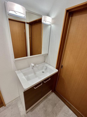 【独立洗面台】 | 北区平野 | 【独立洗面台】新品交換済み♪