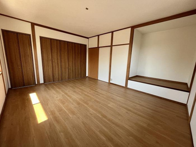 【洋室】 | 北区平野 | 【2階・洋室】10帖のお部屋です♪