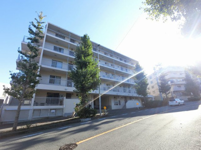 【外観】 | 向ヶ丘コーポビアネーズ | 総戸数４８戸、昭和５０年１月築、管理費用が抑えられる自主管理♪